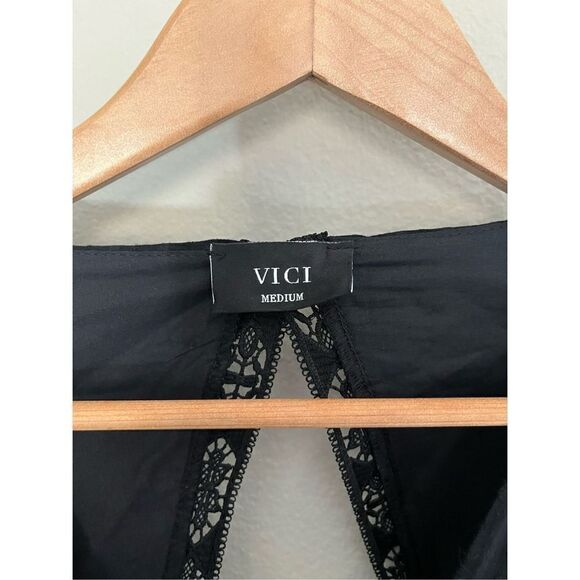 Vici‎ Black Long Sleeve V-Neck Open Back Dress - Picture 4 of 7